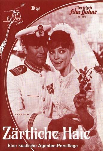 Una intrusa en la marina (1967)