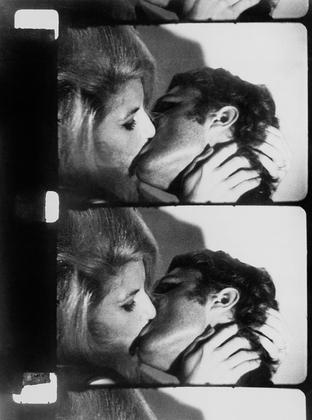 Kiss (1963)